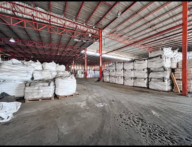 7,618M² WAREHOUSE FOR SALE IN MOBENI